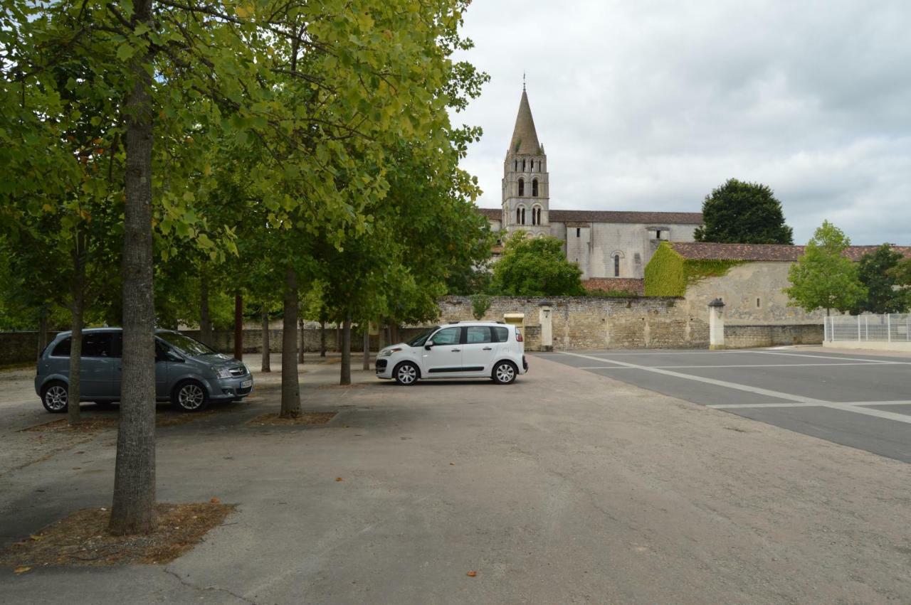 לינה וארוחת בוקר Le Moulin De בסק מראה חיצוני תמונה